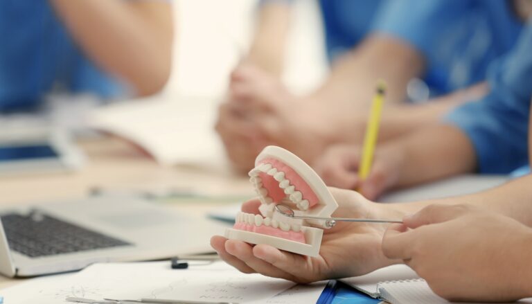 Understanding How Dental Ergonomics Influences Treatment Quality and Patient Outcomes
